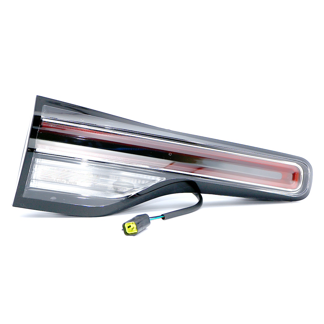 چراغ خطر عقب چپ روی صندوق چانگان CS55 Plus