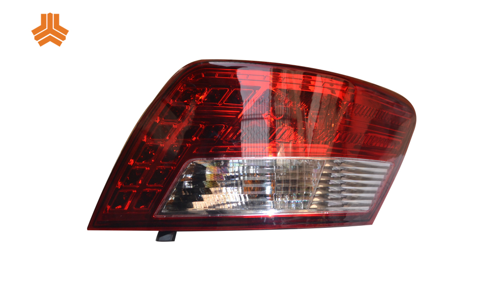 خطر عقب راست آریو     